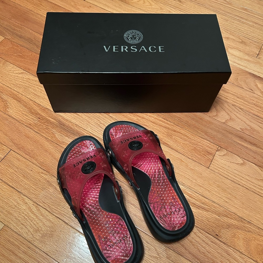 Versace Pink Jungle Print Pool Slide